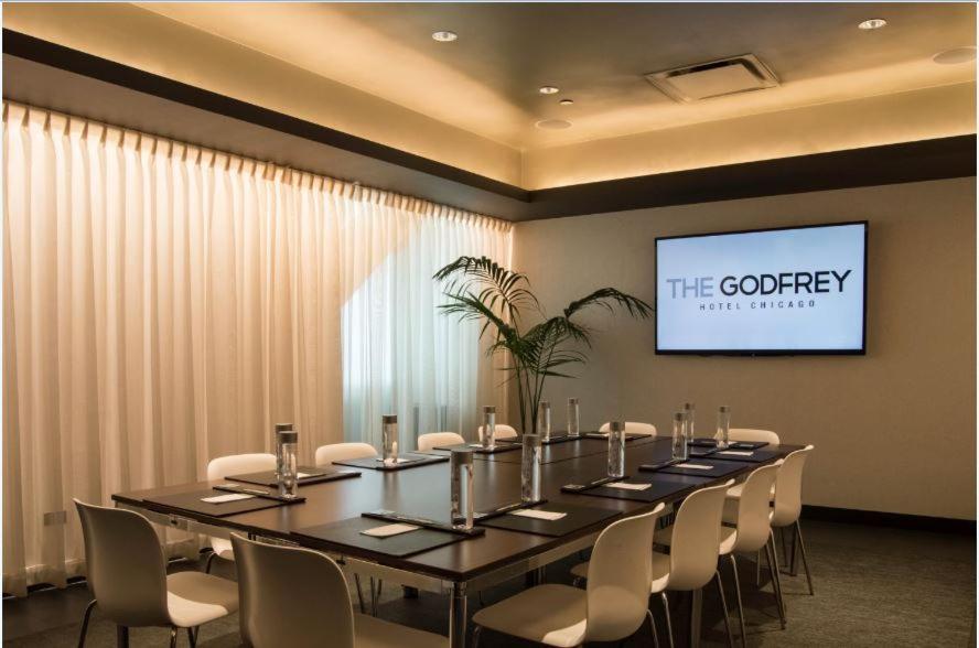Godfrey Hotel 4*