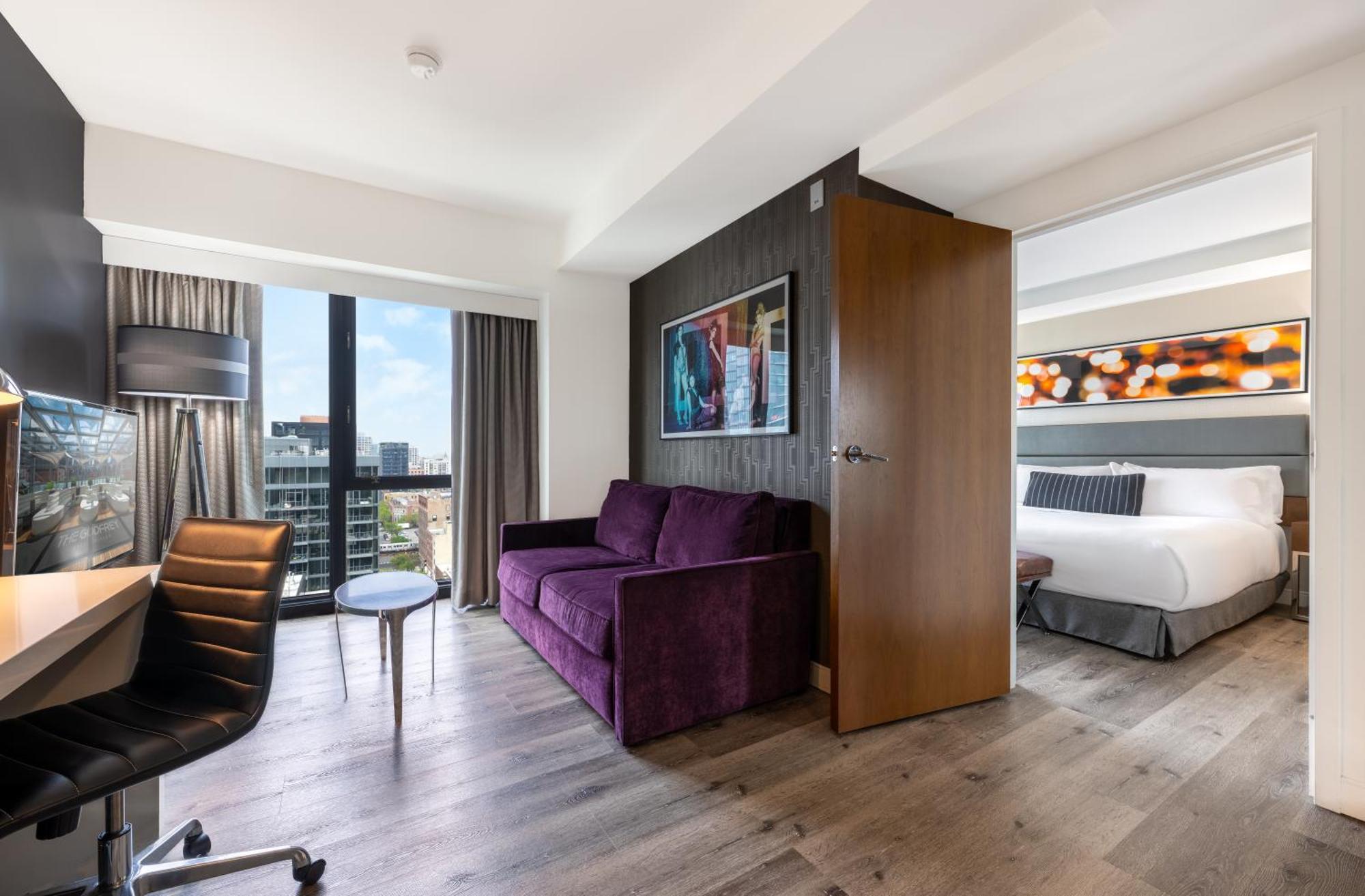 Godfrey Hotel 4*